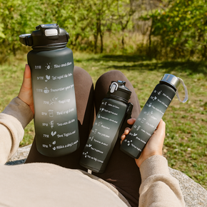 04 kit 3 garrafas de agua squeeze em degrade aproximadamente 2l 900ml e 300ml